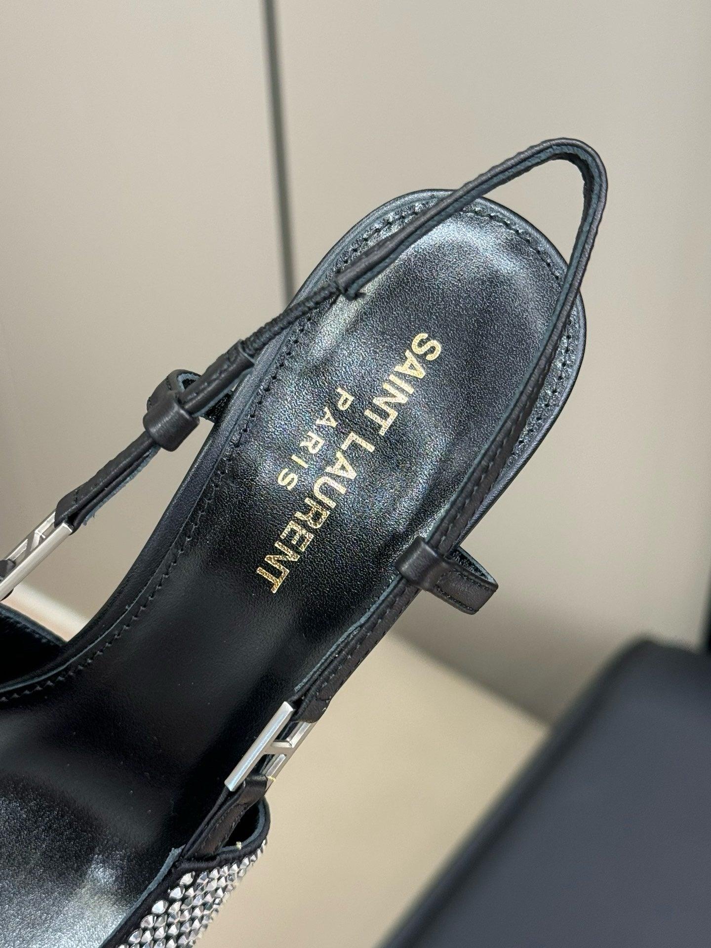 SL HEELS