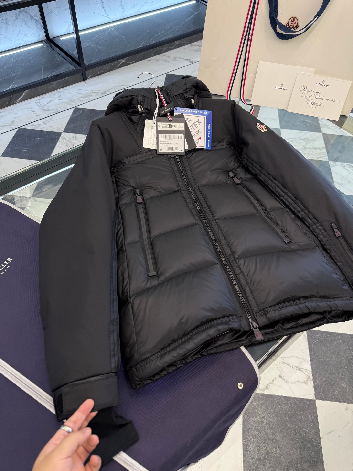 MONC MORGINS JACKET