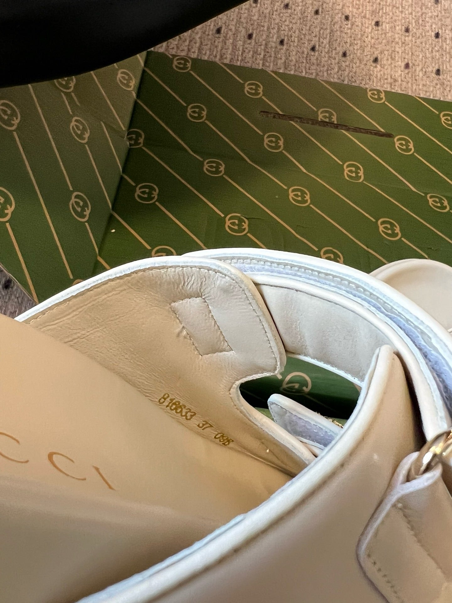 GG SANDALS