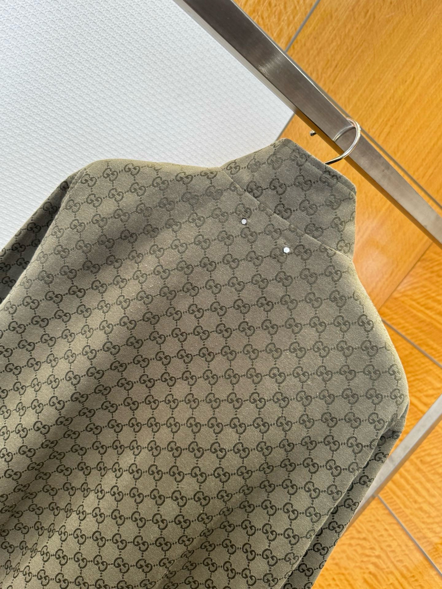 GG BOMBER JACKET