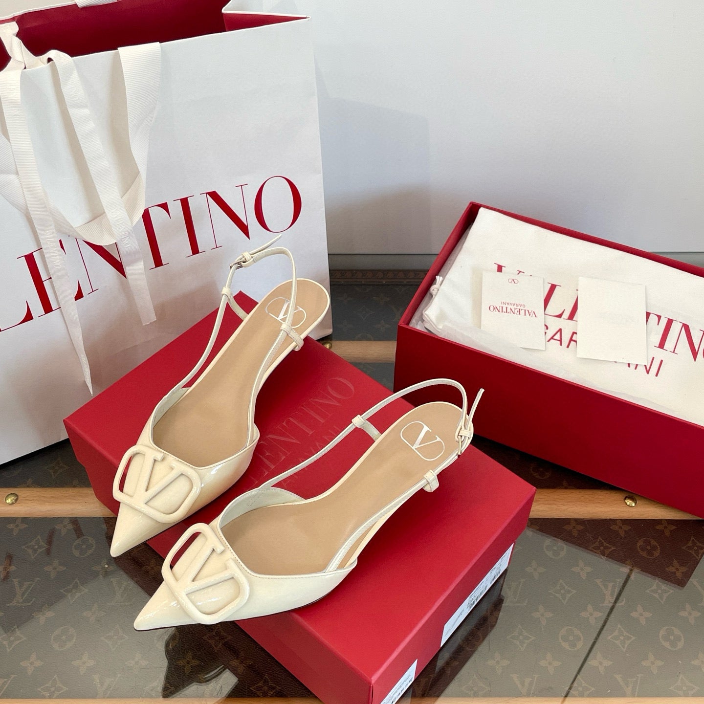 VAL HEELS