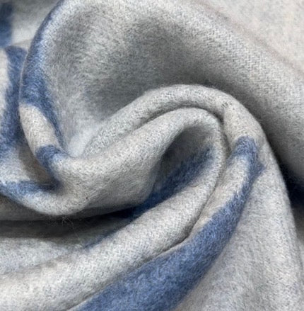 LOU SCARF