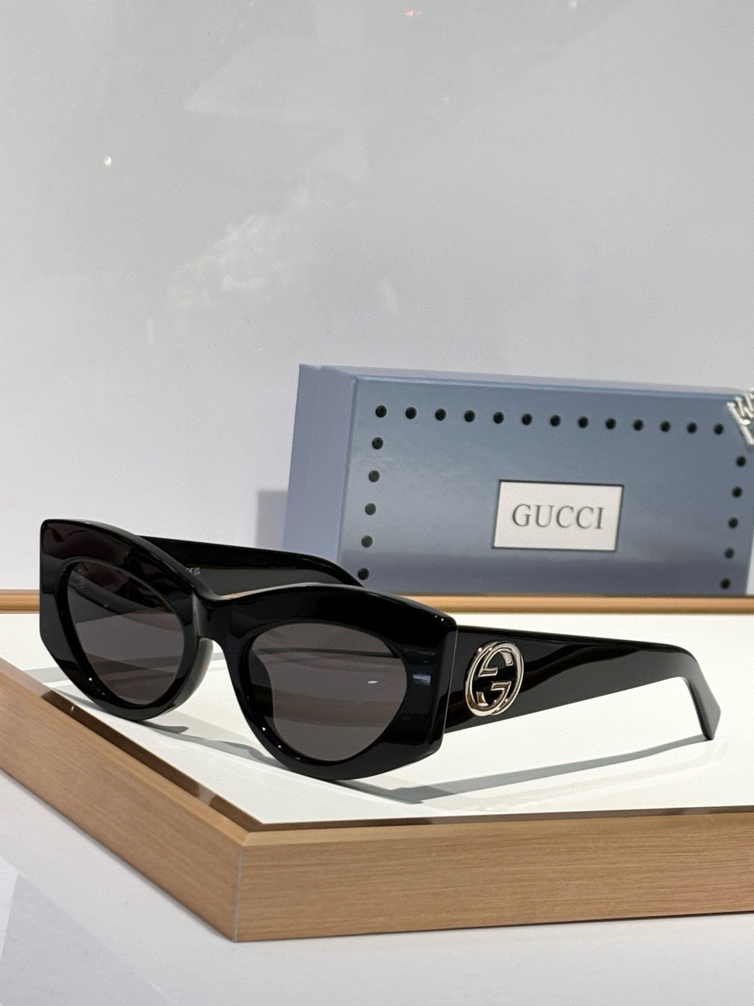 GG SUNGLASSES