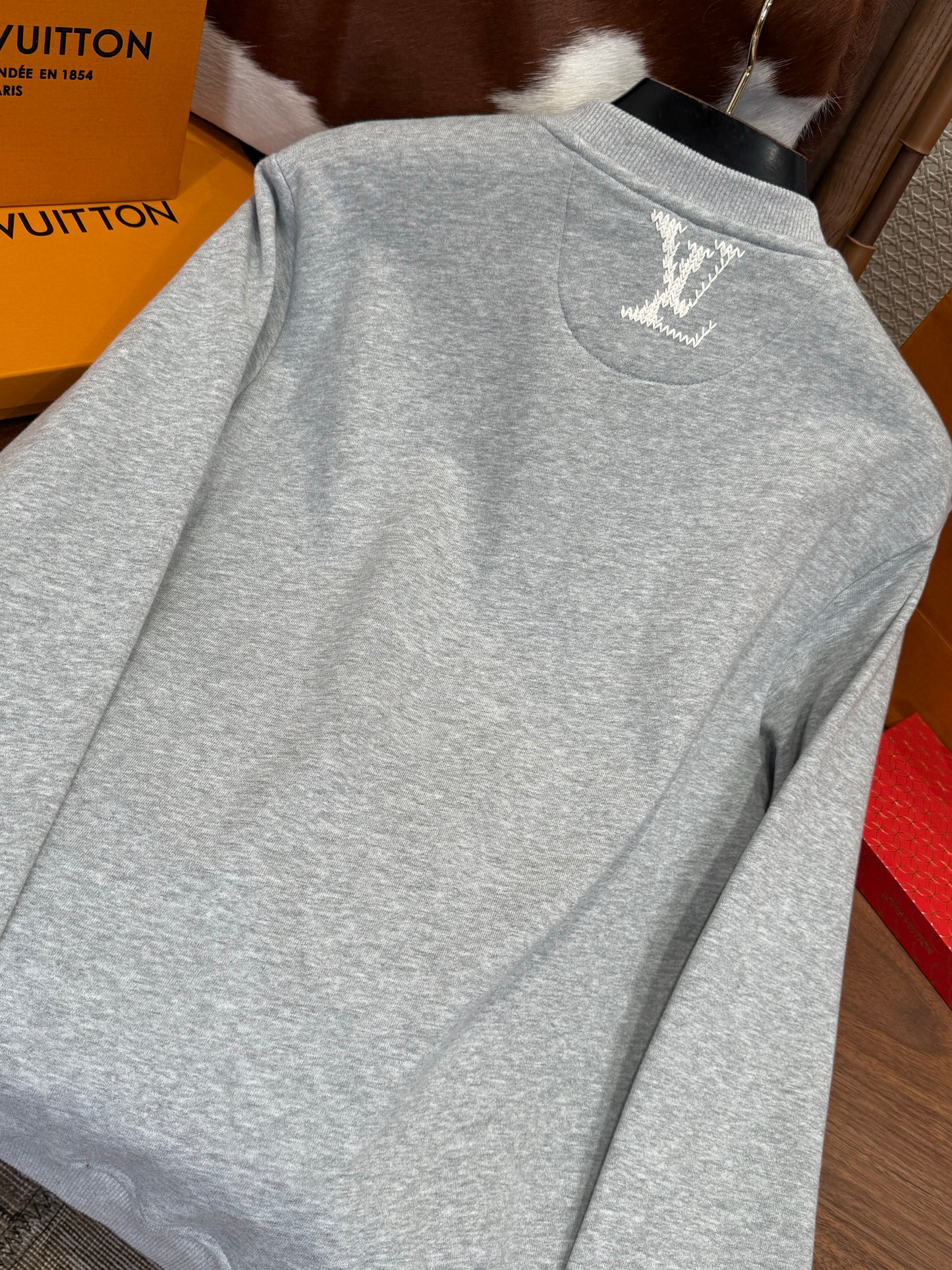 LOU JUMPER