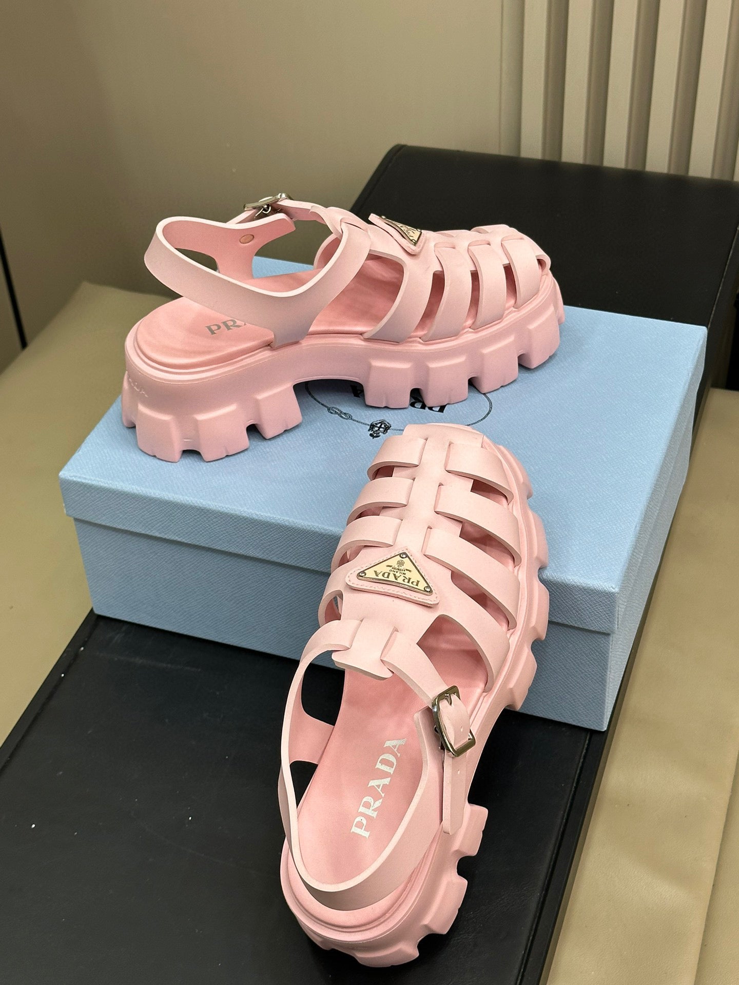 PD SANDALS