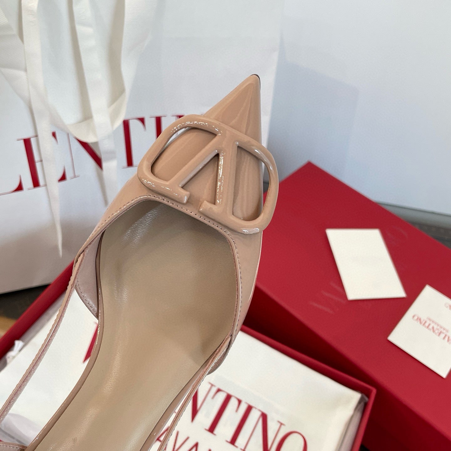 VAL HEELS