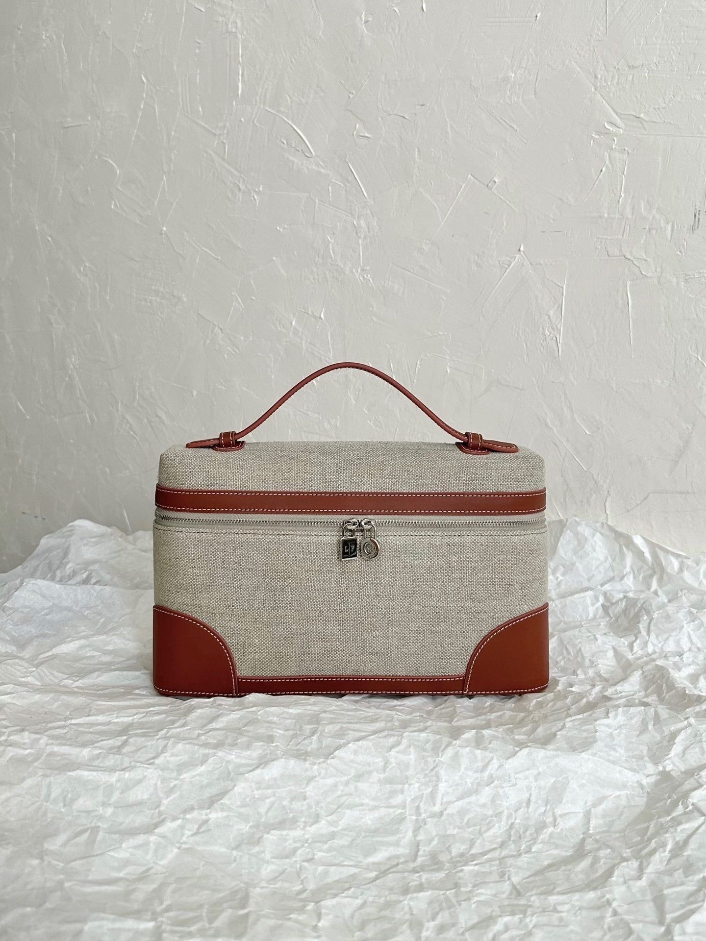 LORO P EXTRA POUCH L27