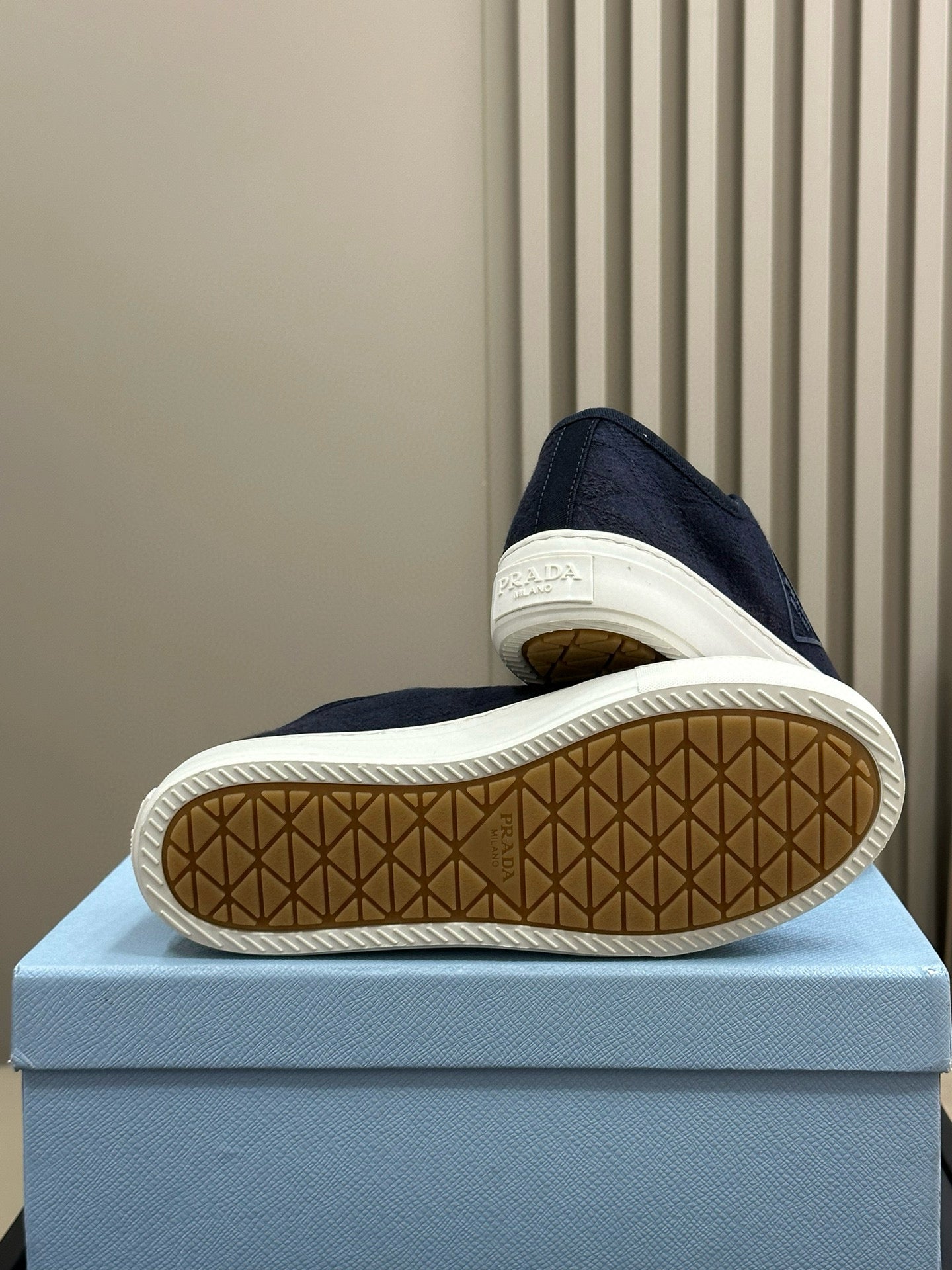 PD SNEAKERS