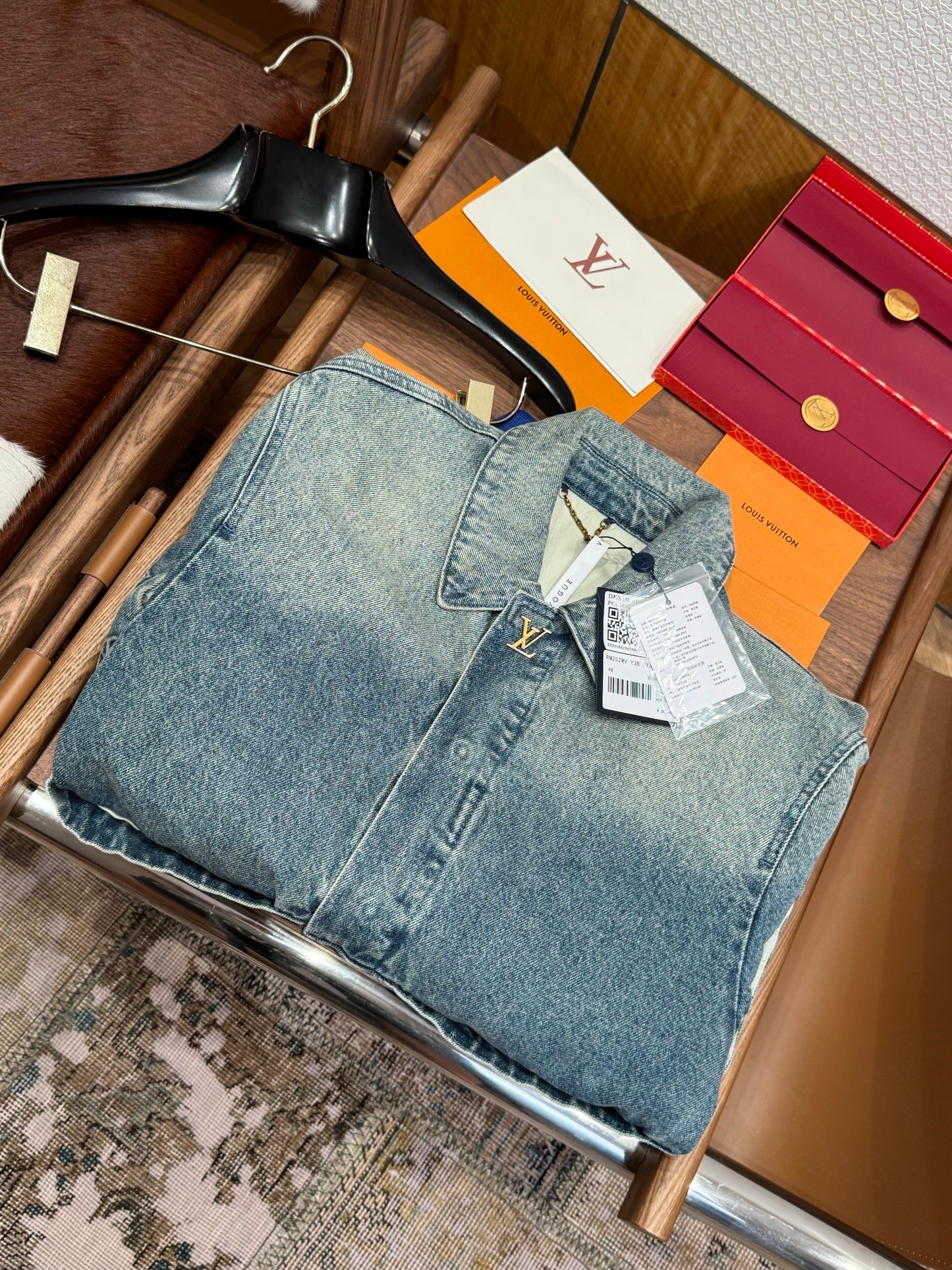 LOU DENIM JACKET
