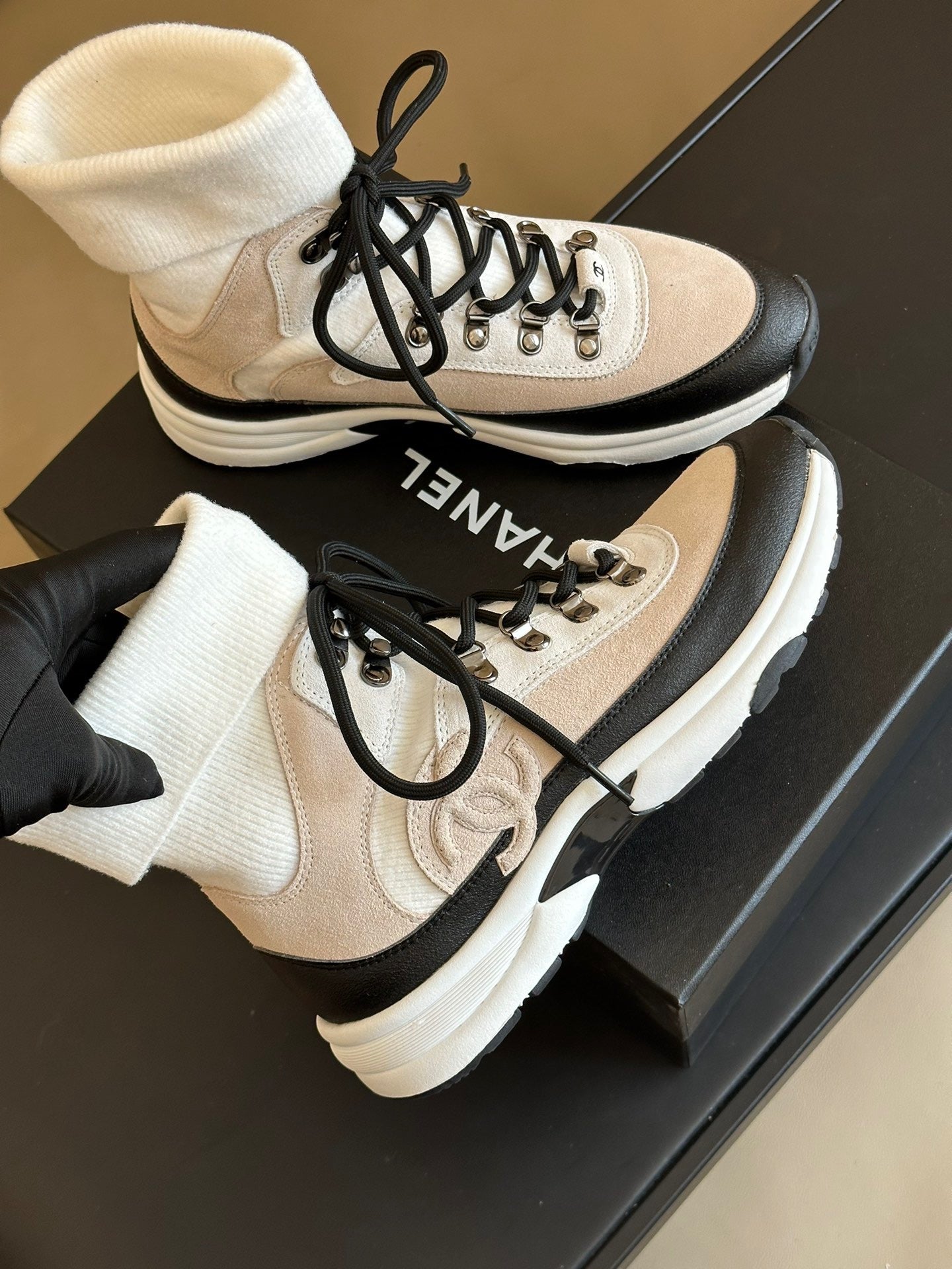 CC TRAINERS