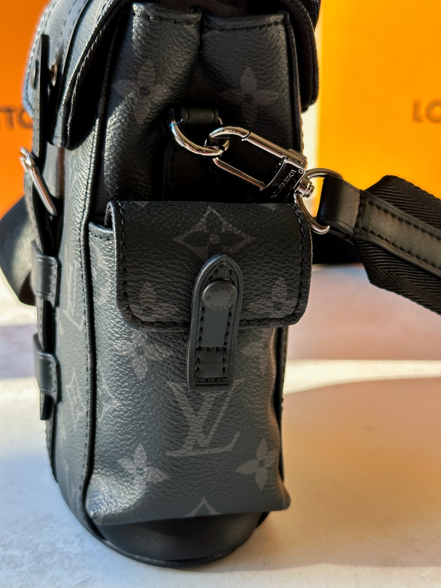LOU NANO CHRISTOPHER BAG ND