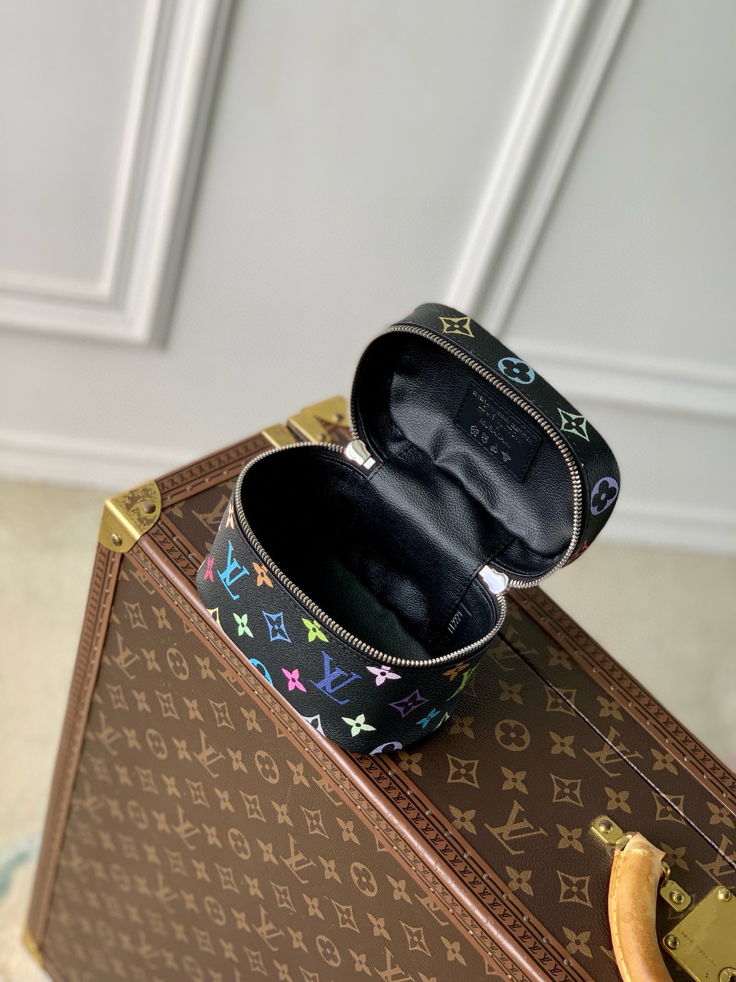 LOU NICE NANO BAG