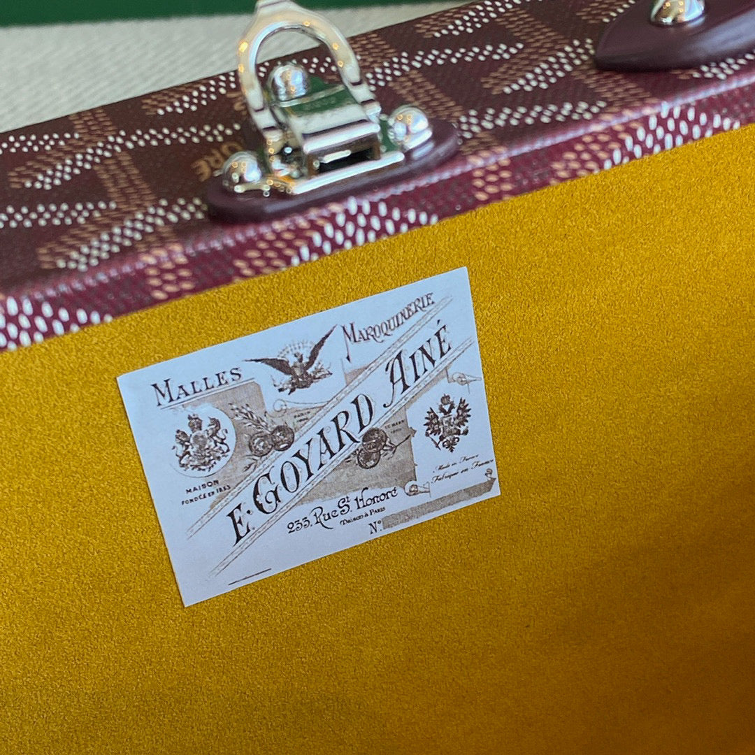 GOYA GRAND HOTEL TRUNK BAG