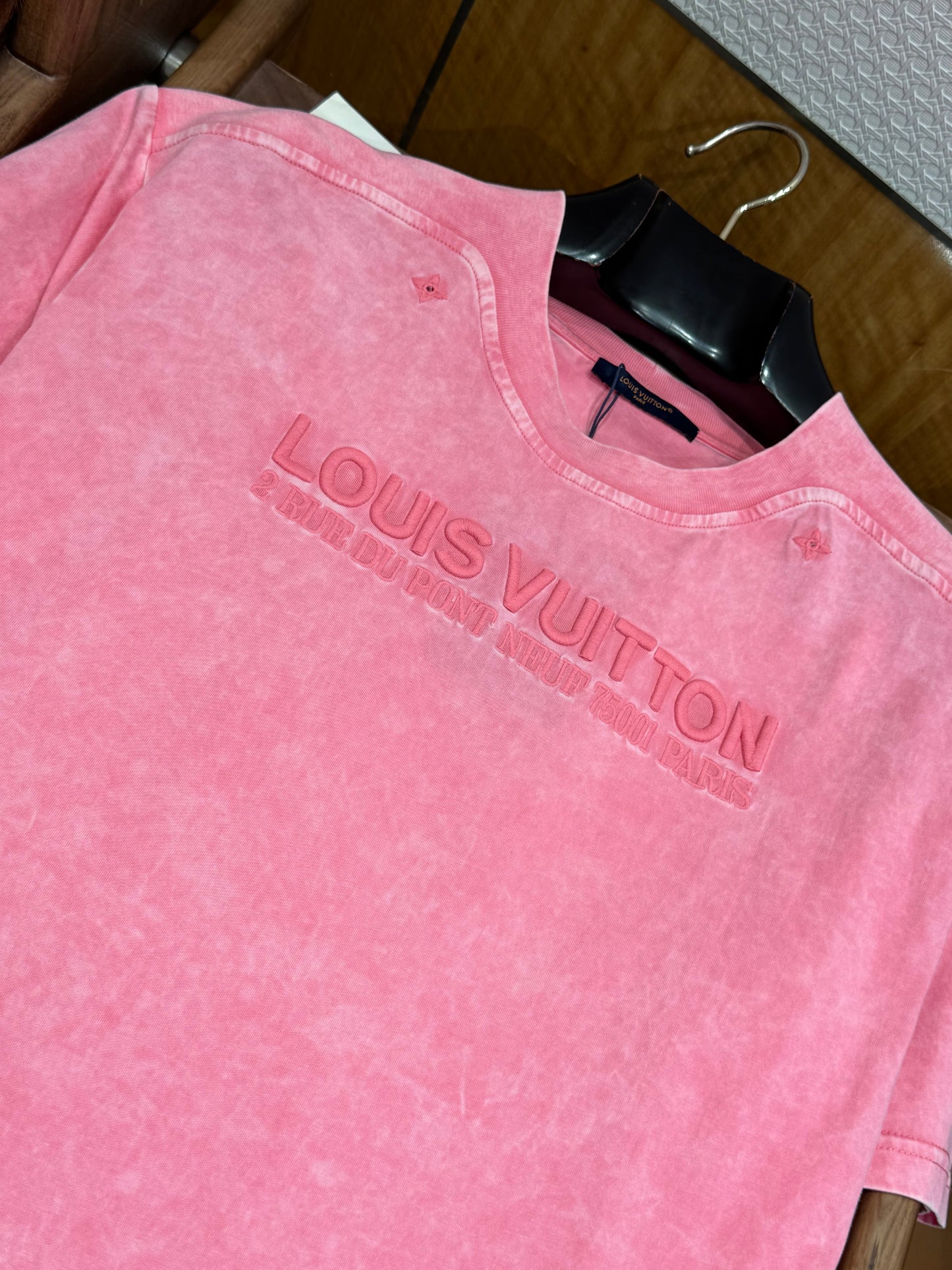 LOU T-SHIRT