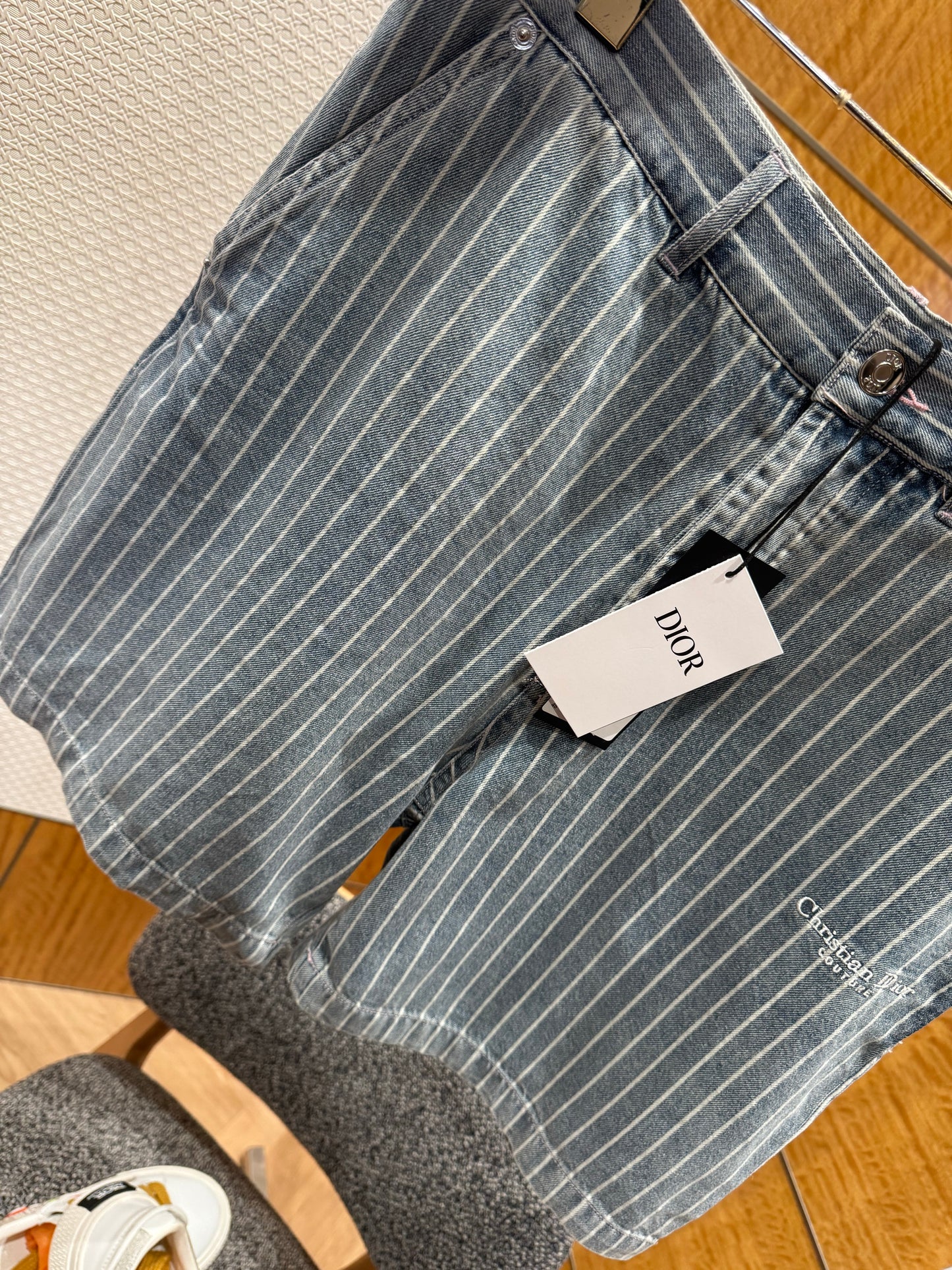 CD SHORTS