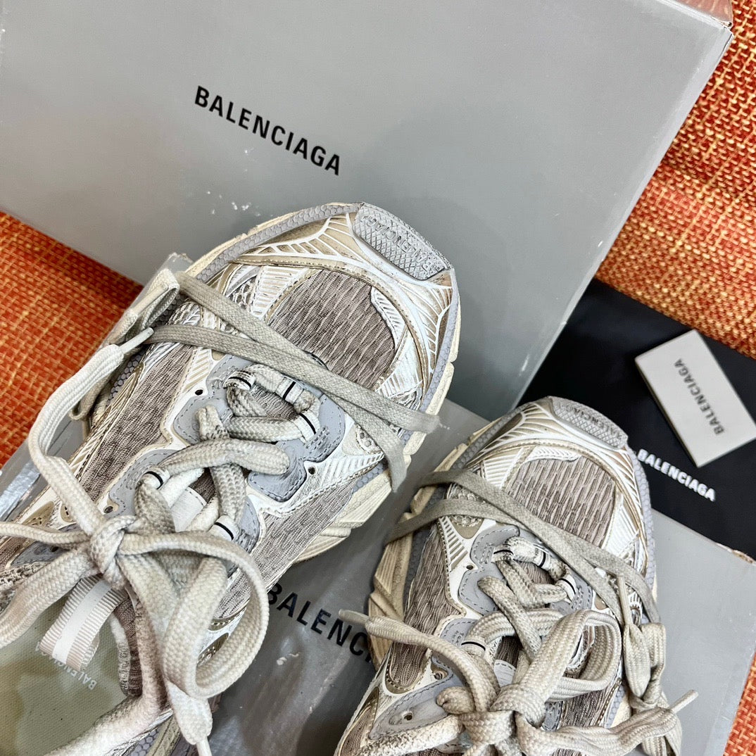 BAL 3XL TRAINERS