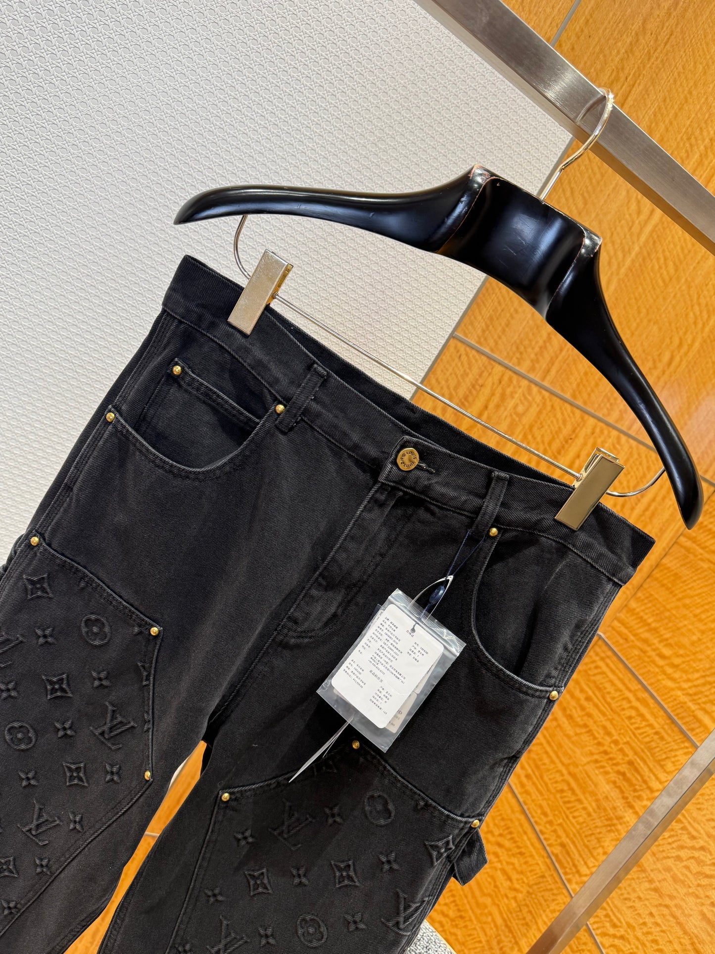 LOU JEANS