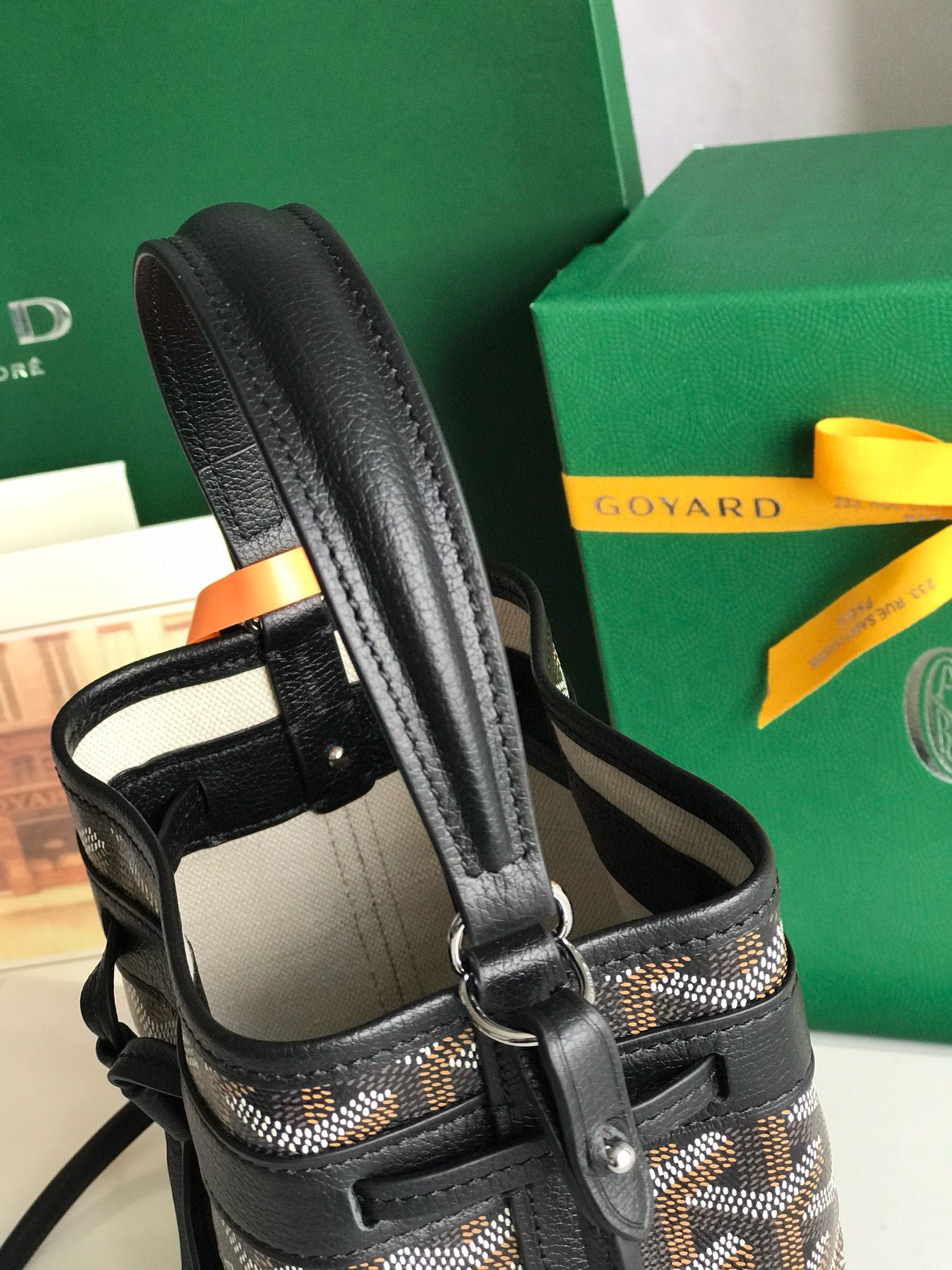 GOYA PETIT FLOT MINI BUCKET BAG