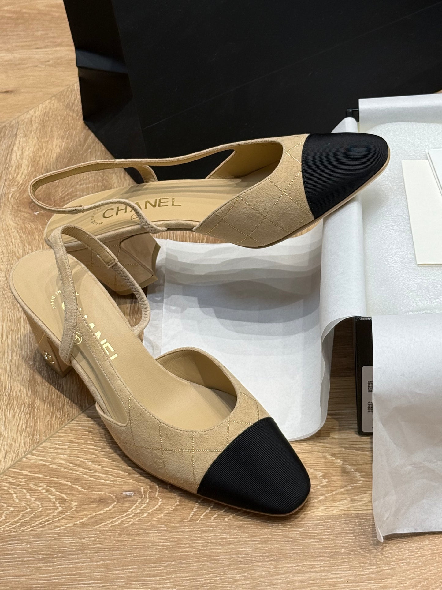 CC SLINGBACK PUMPS