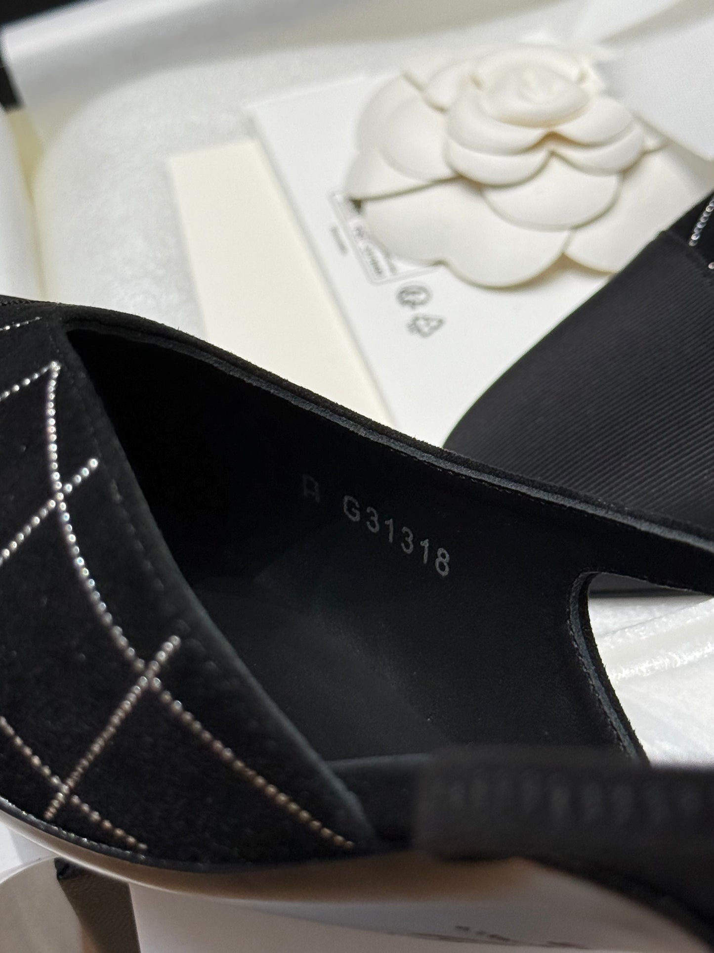 CC SLINGBACK PUMPS