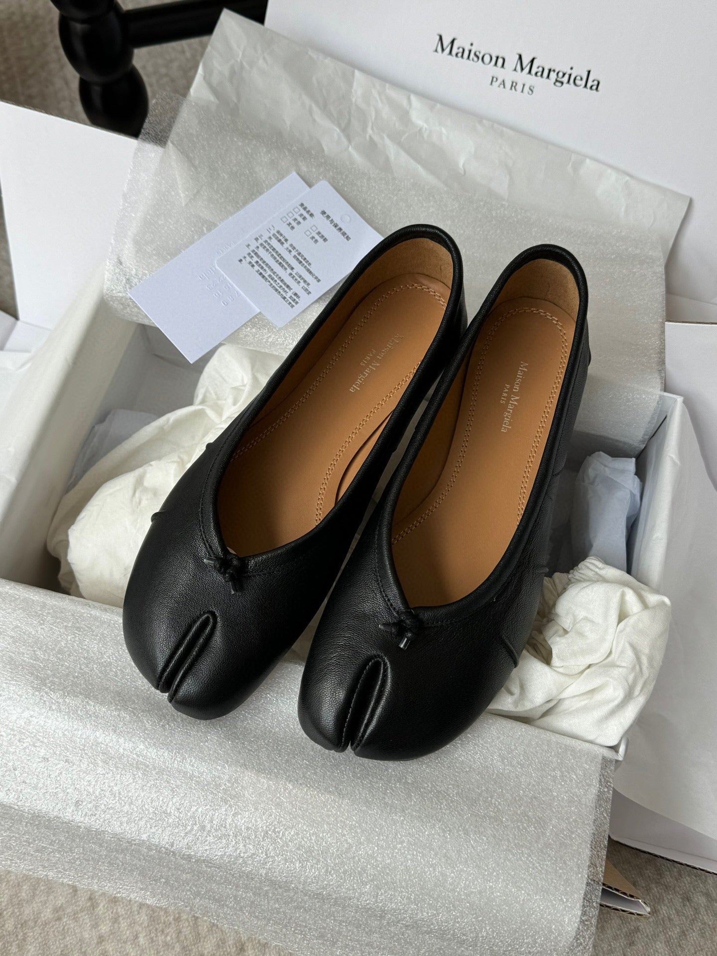 MAISON M TABI BALLET FLATS