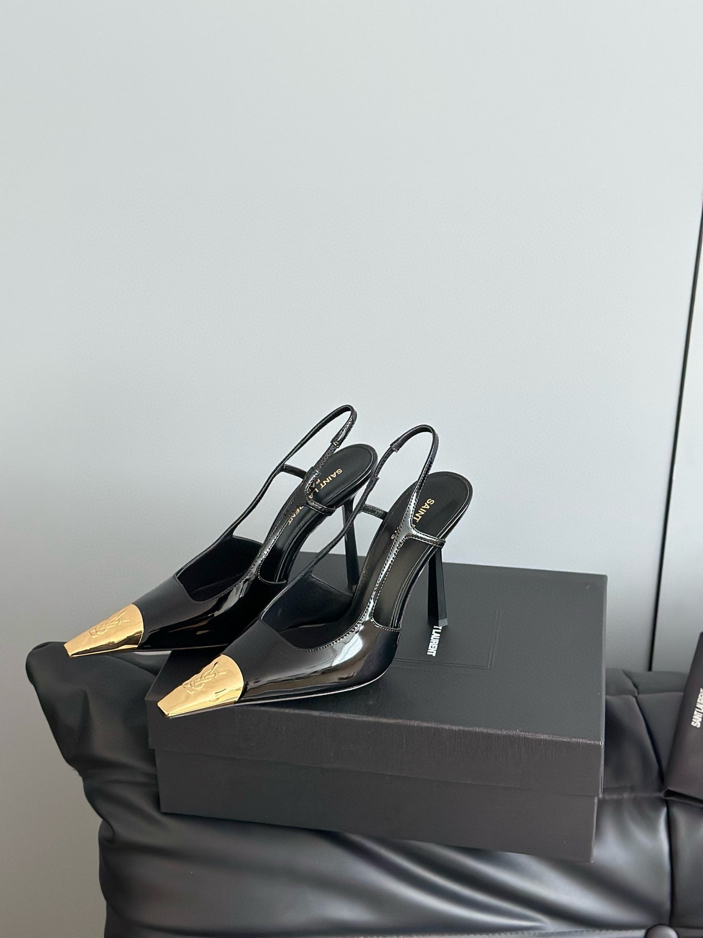 SL HEELS