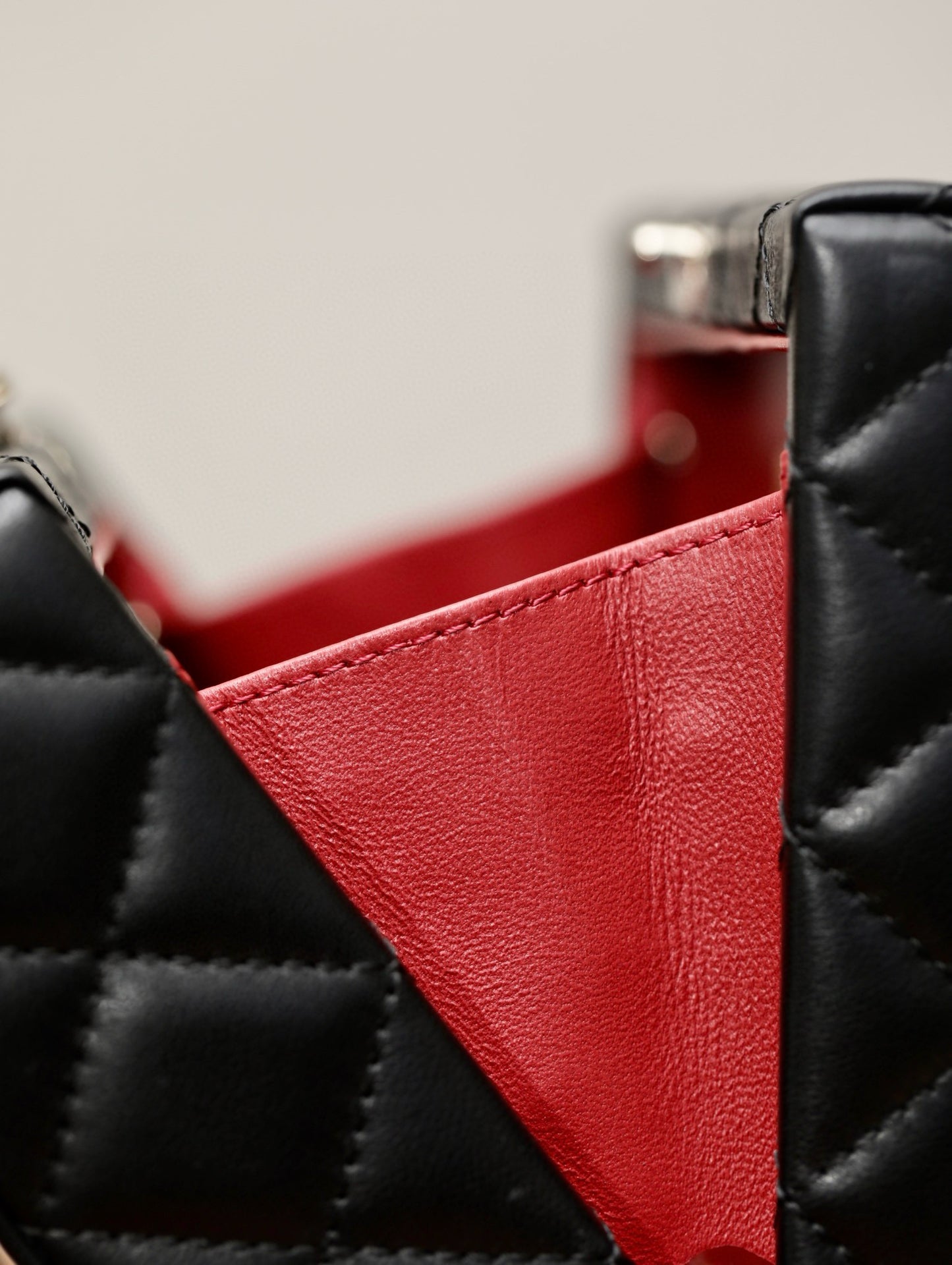 CC SMALL BOX CHAIN BAG