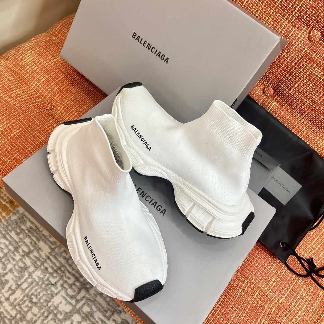 BAL 3XL TRAINERS