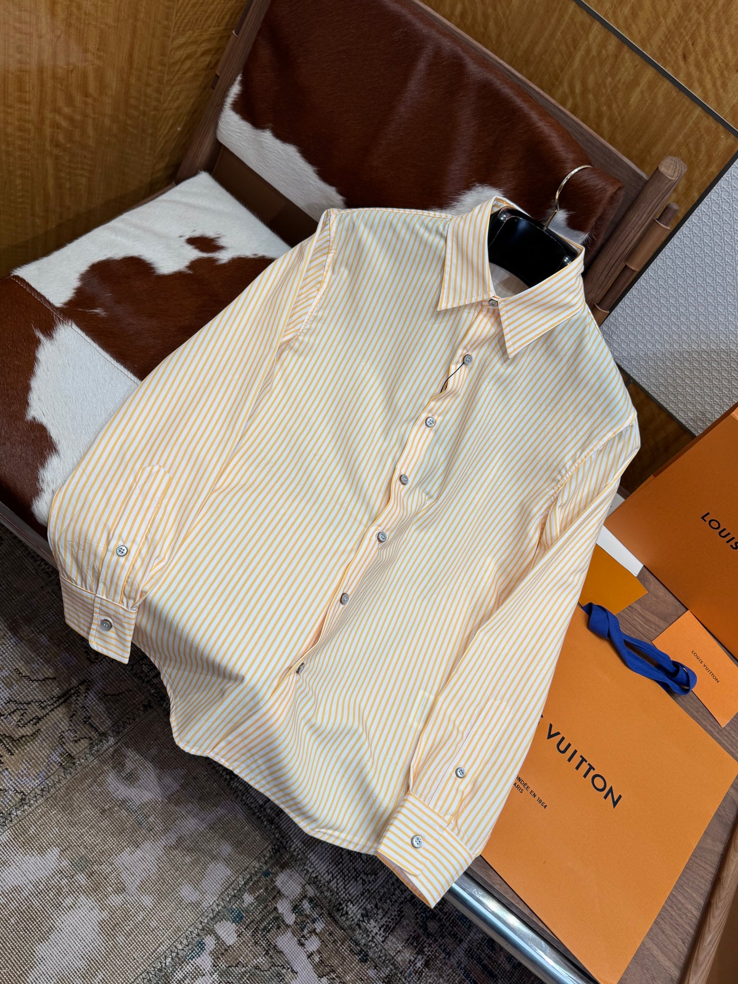 LOU SHIRT
