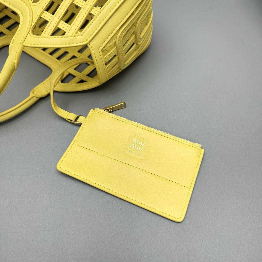 MIU M LEATHER BASKET BAG
