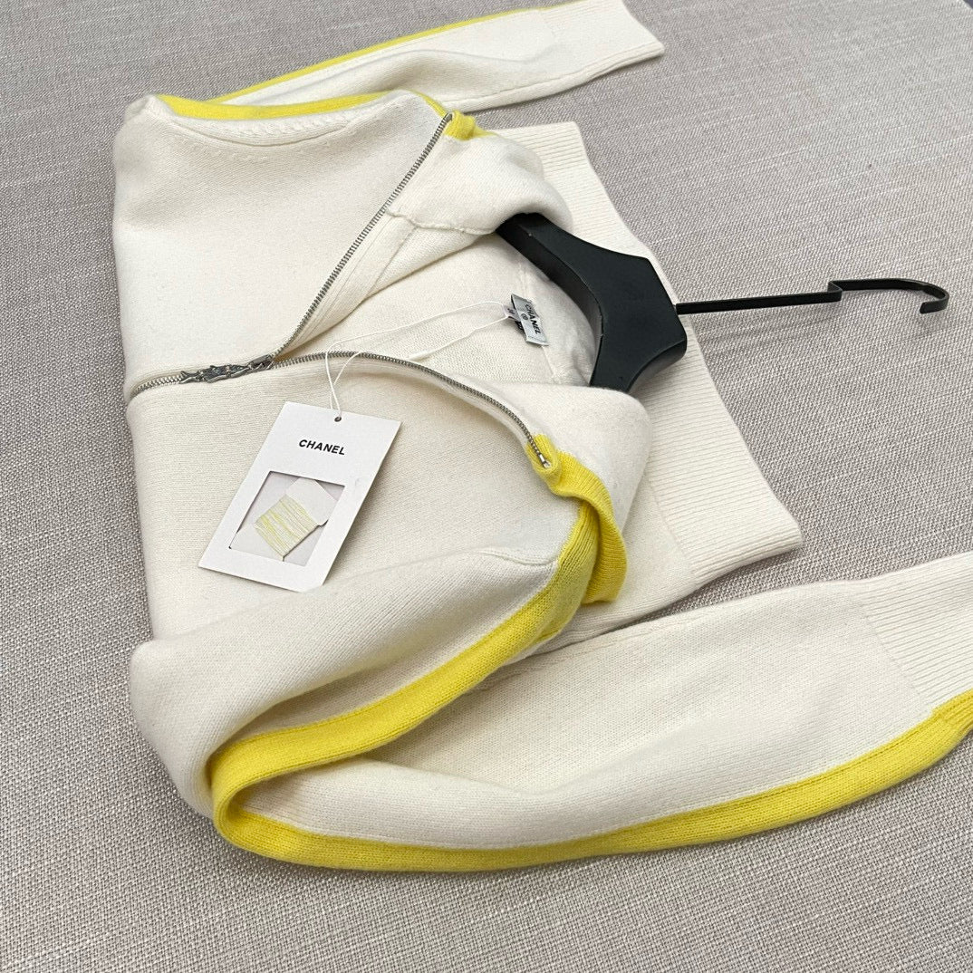CC ZIP HOODIE