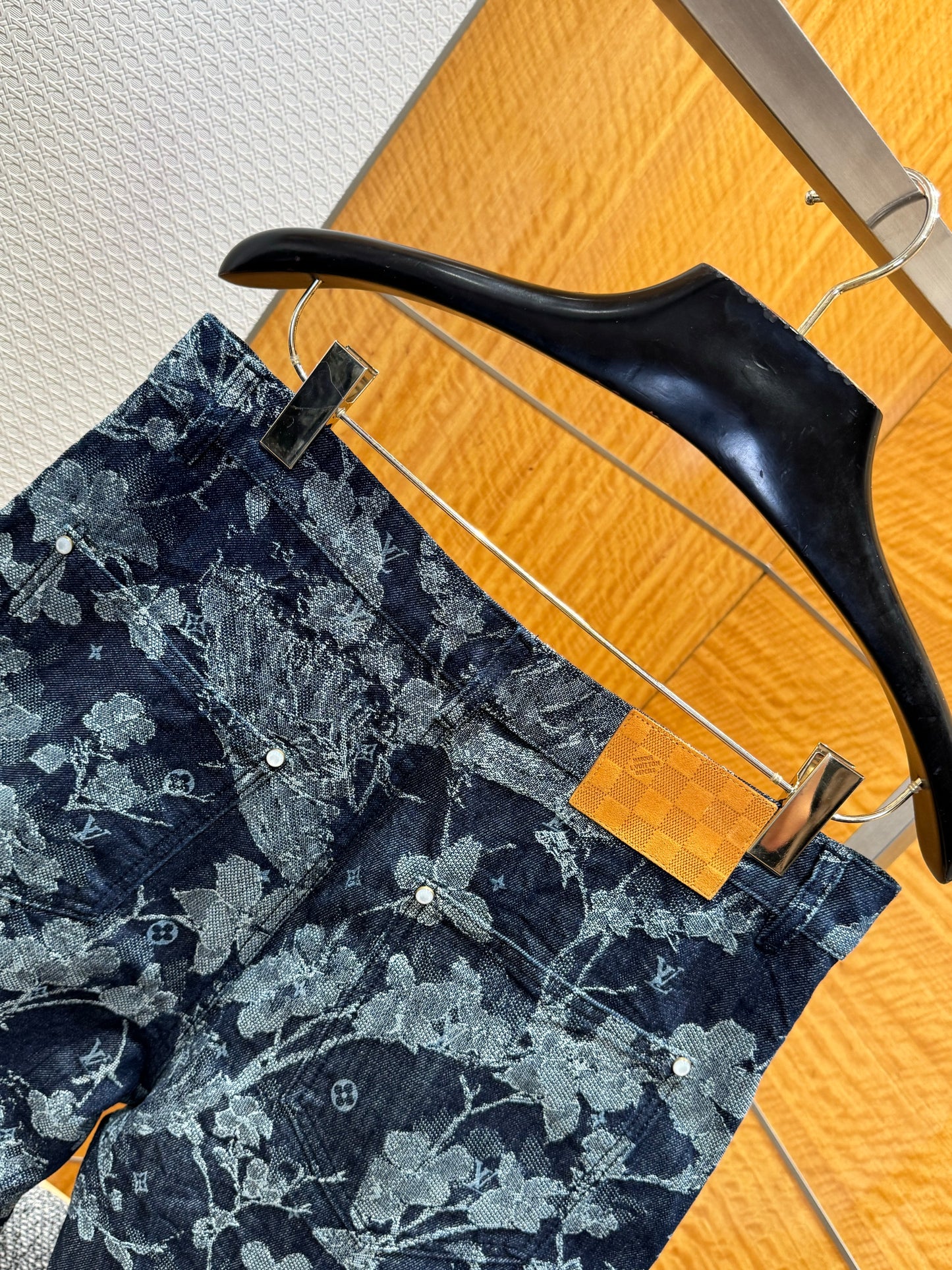 LOU DENIM SHORTS