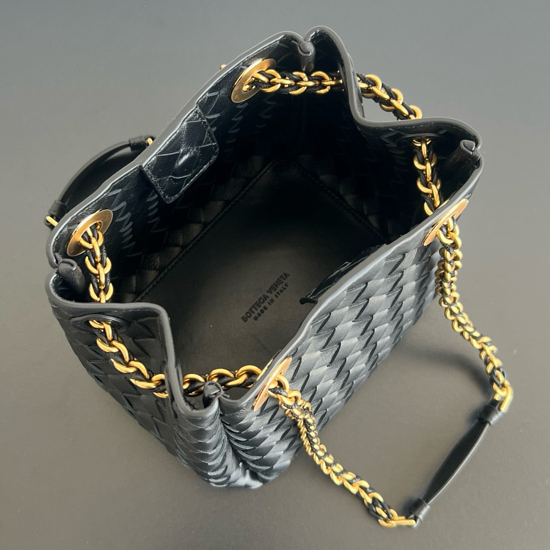 BOTT SMALL PARACHUTE CHAIN BAG