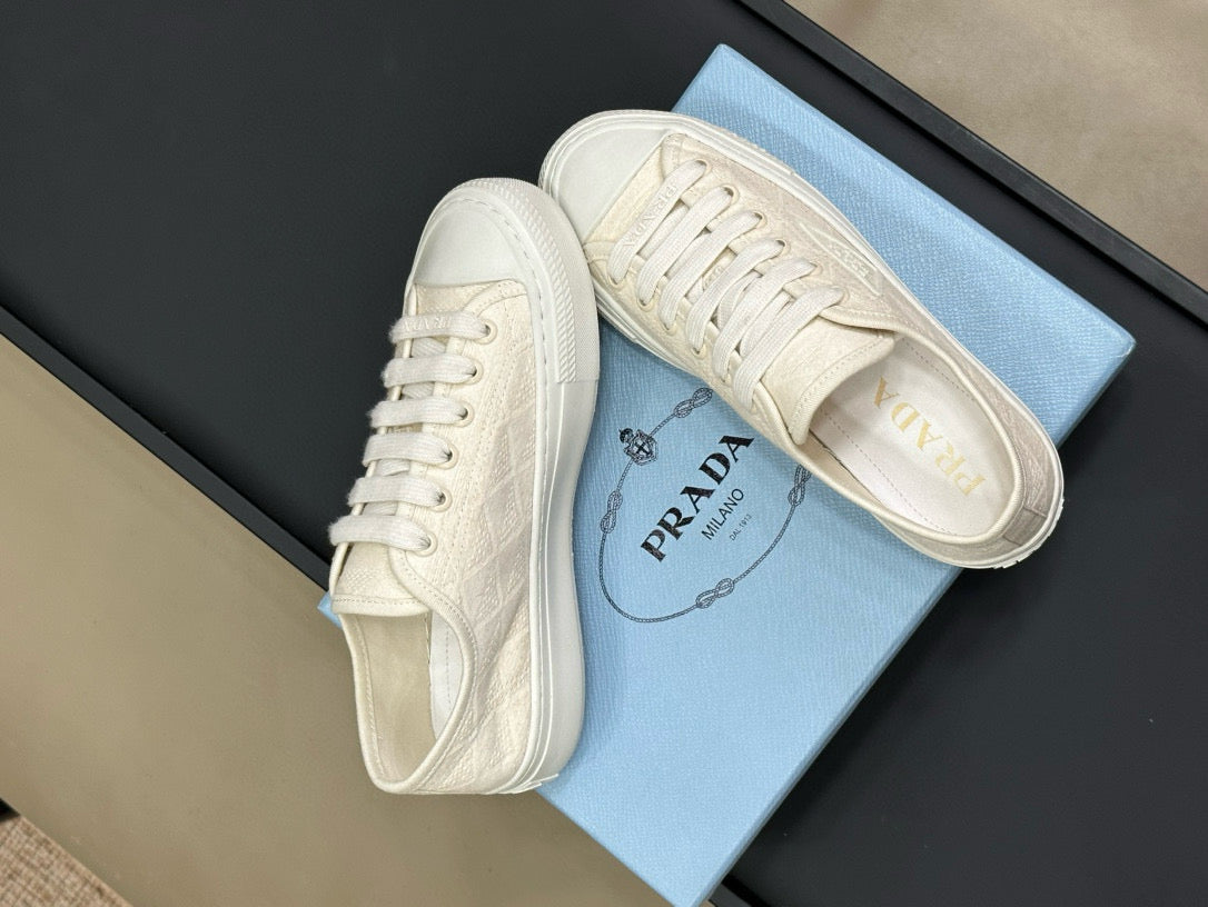 PD SNEAKERS