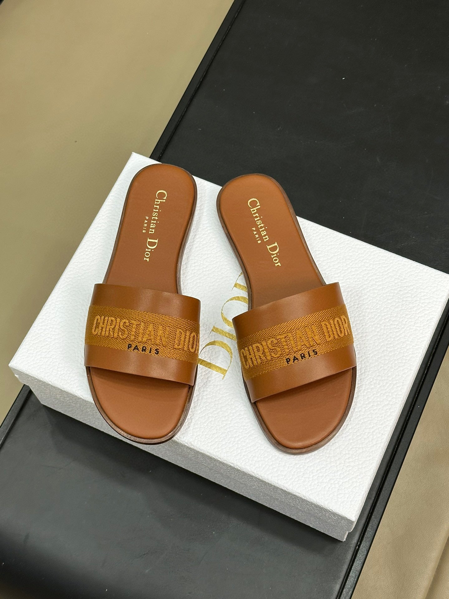CD DWAY SLIDES