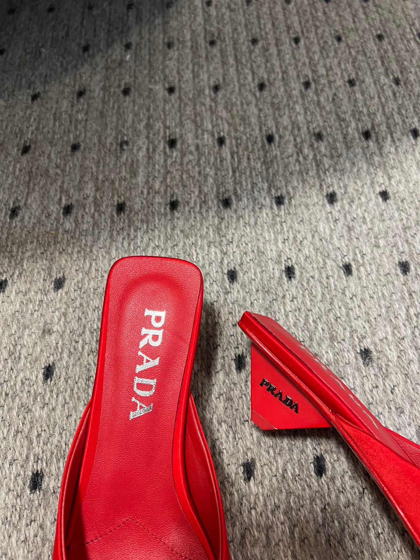 PD HEELS