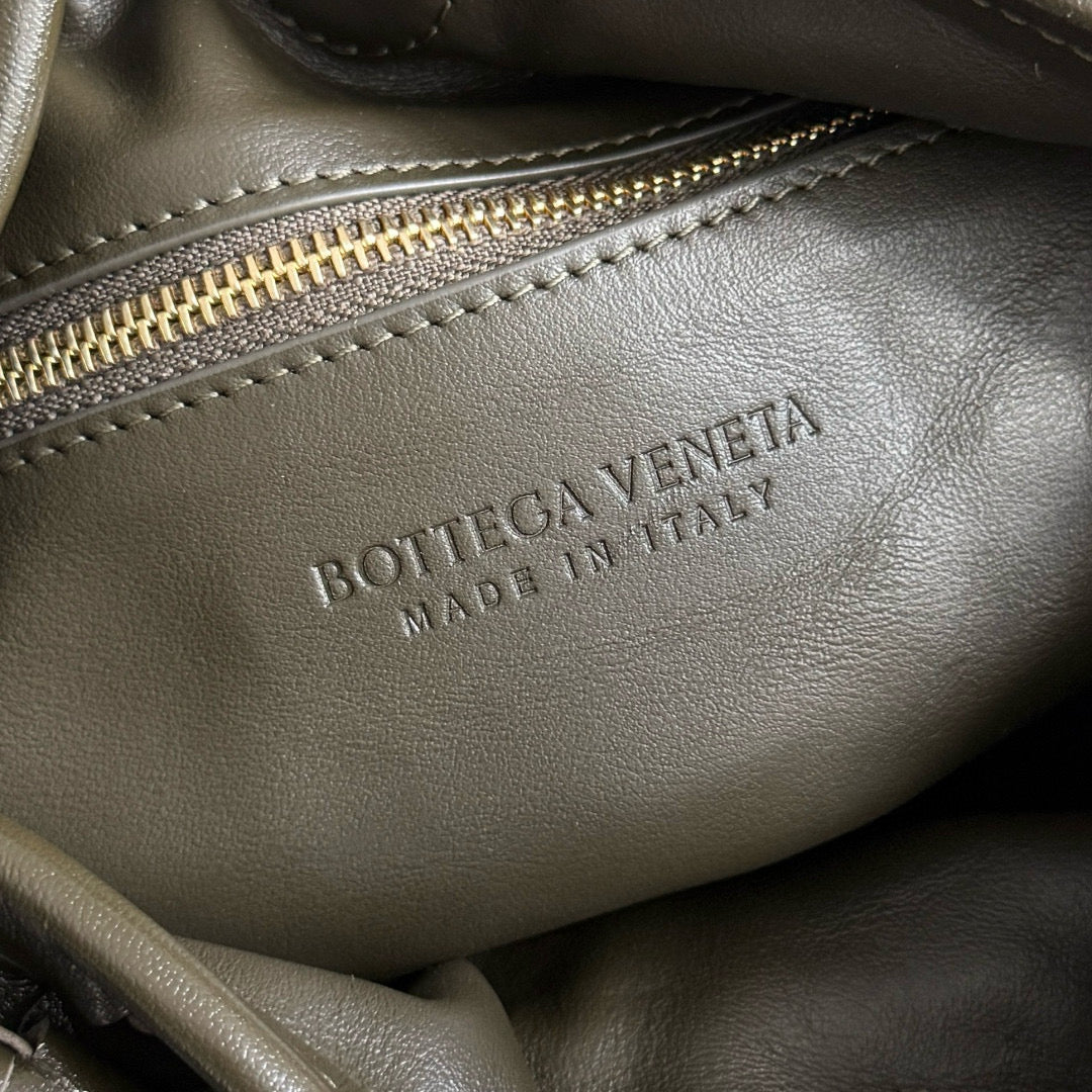 BOTT V SMALL HOP BAG