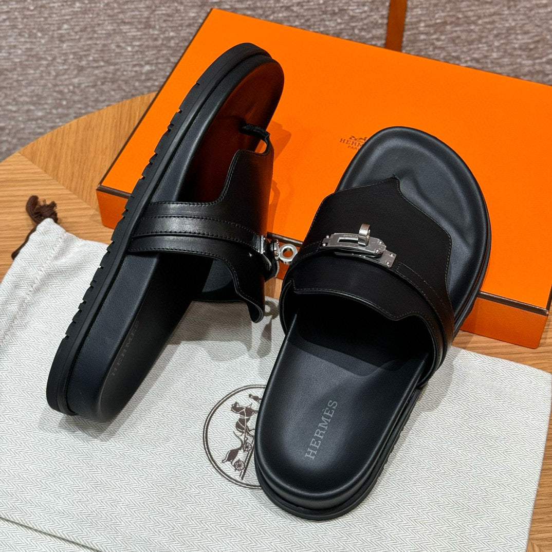 HERM EMPIRE SANDALS