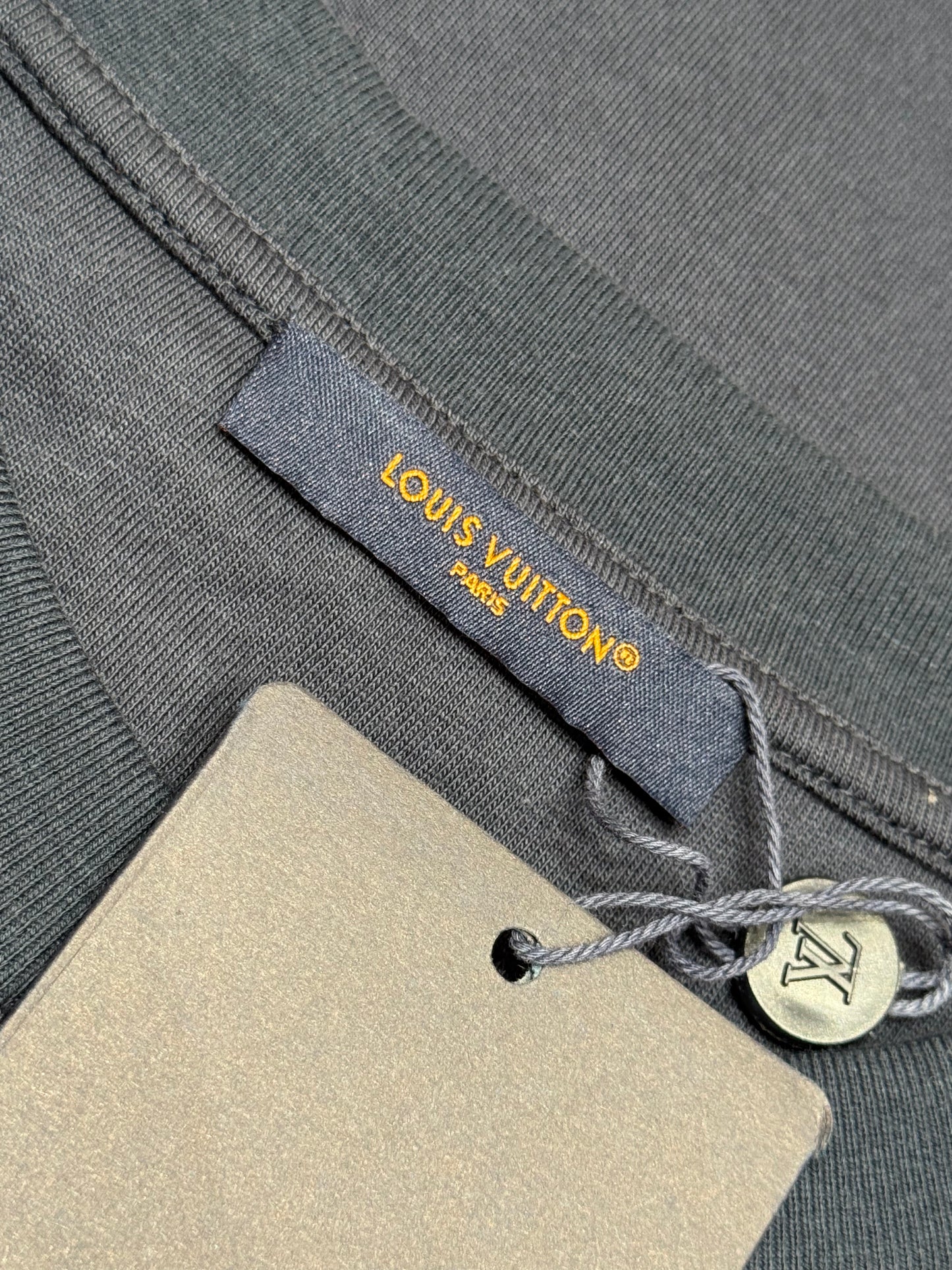 LOU T-SHIRT