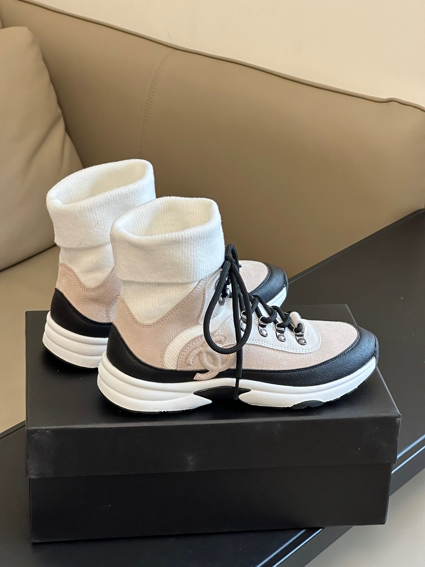 CC TRAINERS