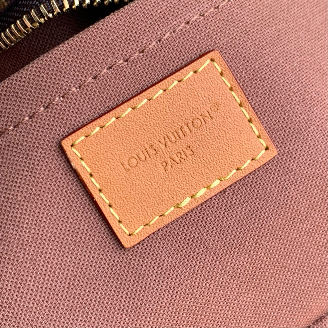 LOU TROCADERO WEARABLE WALLET