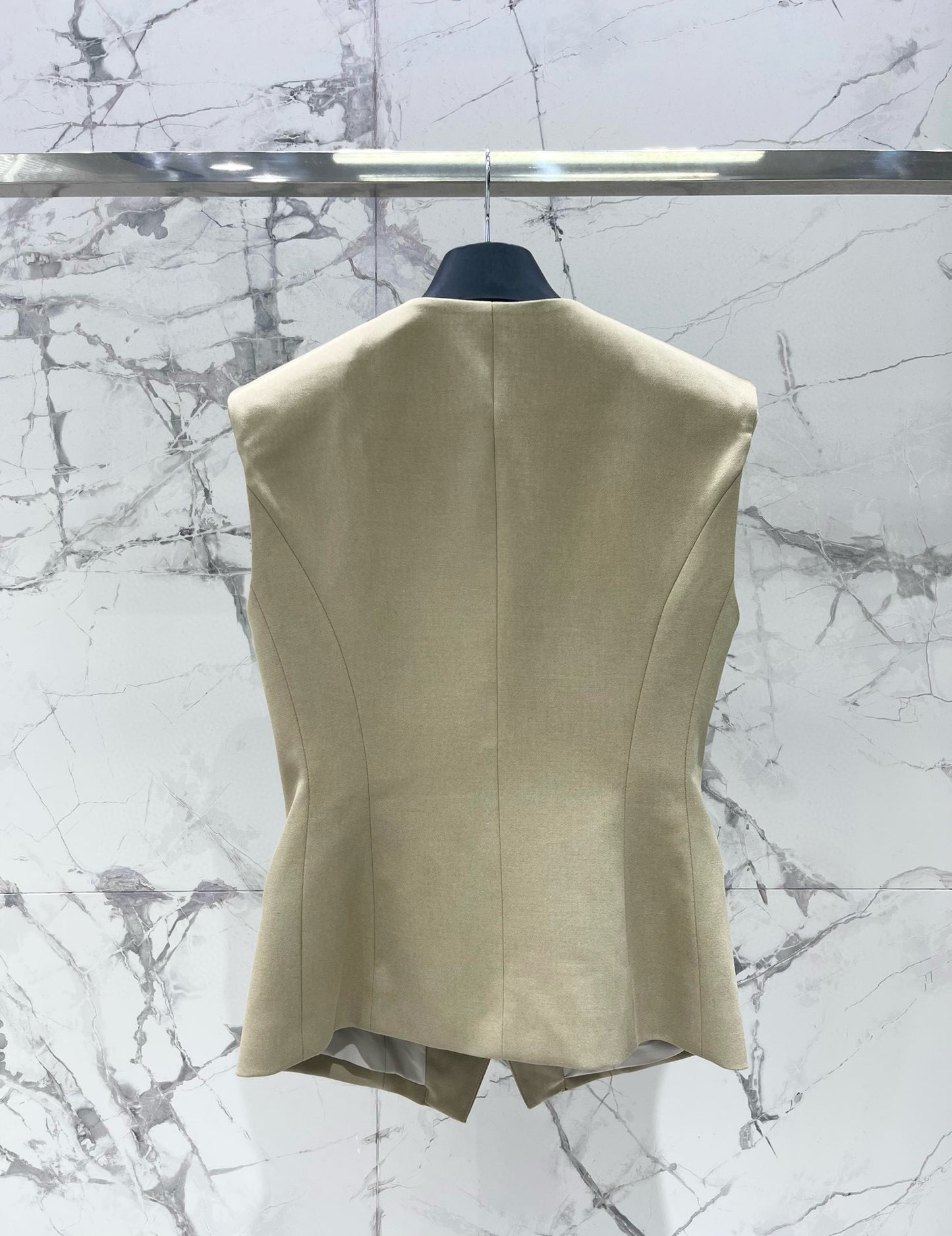BALM VEST