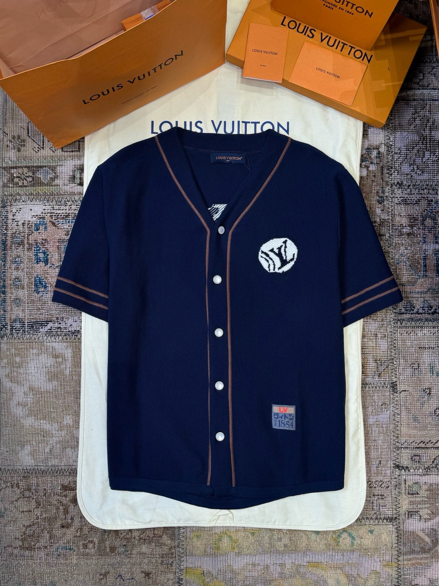 LOU SHIRT