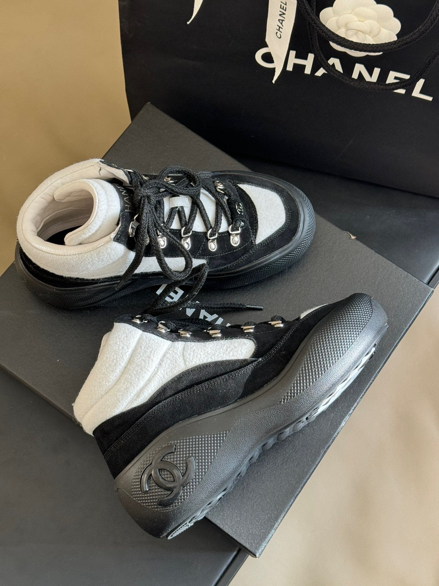 CC TRAINERS