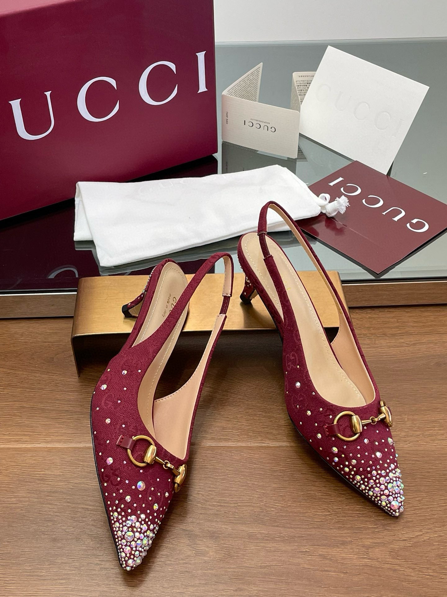 GG HEELS