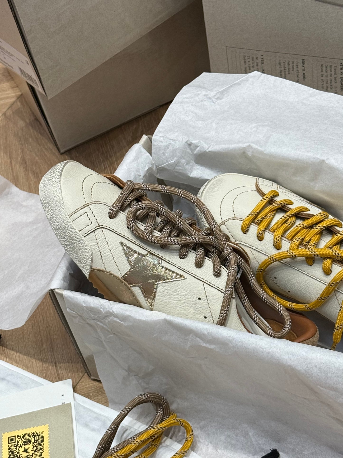 GOLDEN G TRAINERS