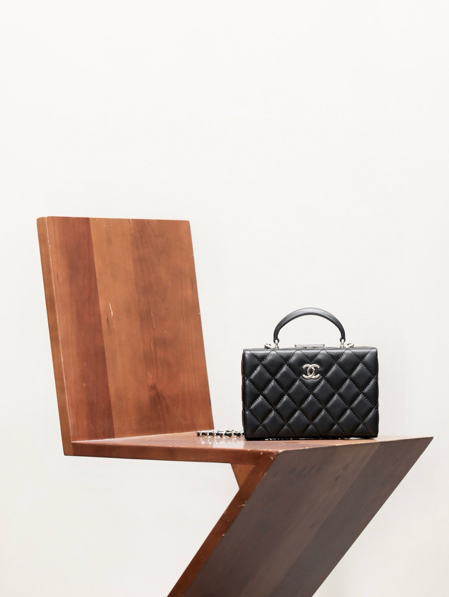 CC SMALL BOX CHAIN BAG