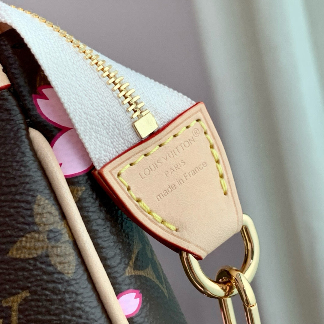 LOU x MURAKAMI POCHETTE BAG