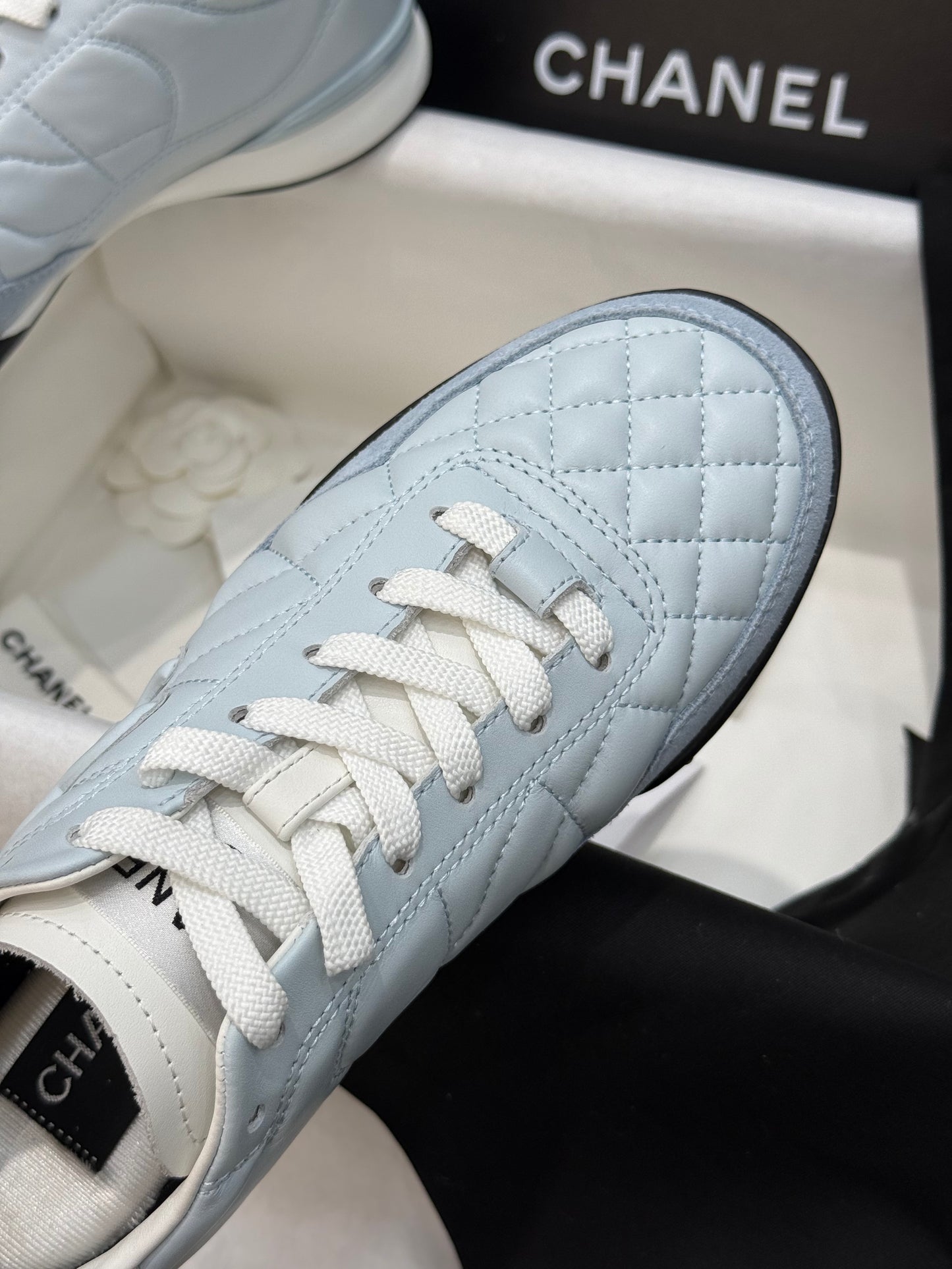 CC SNEAKER