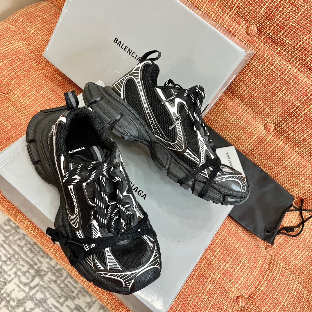 BAL 3XL TRAINERS
